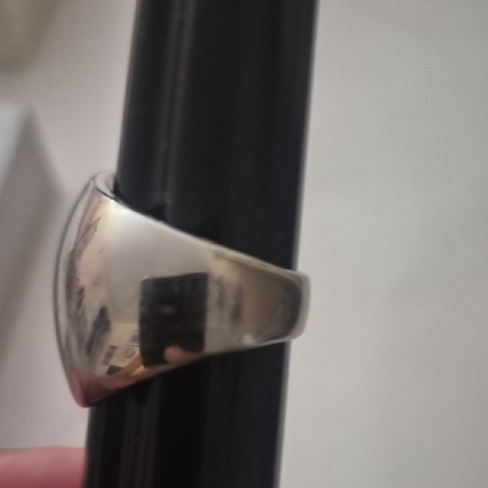 Silver Band Ring - Picture 2 of 7